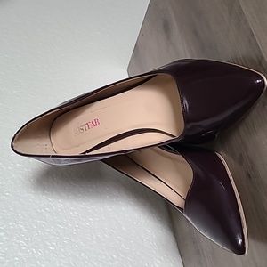 PLUM Basic patent pump. Low heel